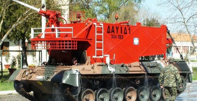 Ε δεν πιανόμαστε – Οι «παλαβοί Έλληνες» μετέτρεψαν άρμα Leopard σε  άρμα πυρόσβεσης παντός εδάφους!